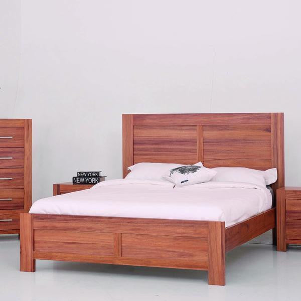 Venice Bed: Blackwood