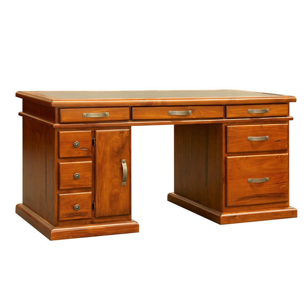 Classic Queen Style Computer Desk