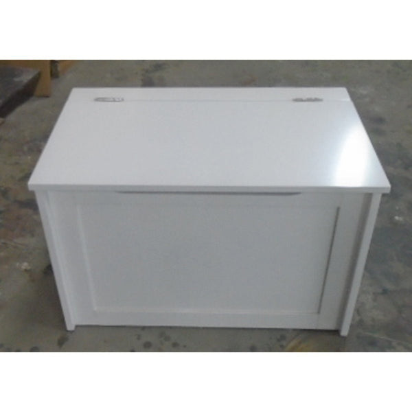 Lily Blanket Box